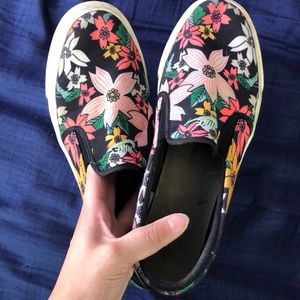 Nike floral slip ons!